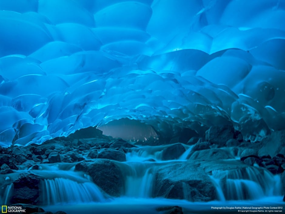 Mendenhall-cavernes-de-glace-de-Juneau-en-Alaska