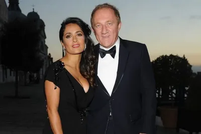 40 célébrités qui ont fait passer l’amour avant la beauté et ont épousé des personnes « moches ».