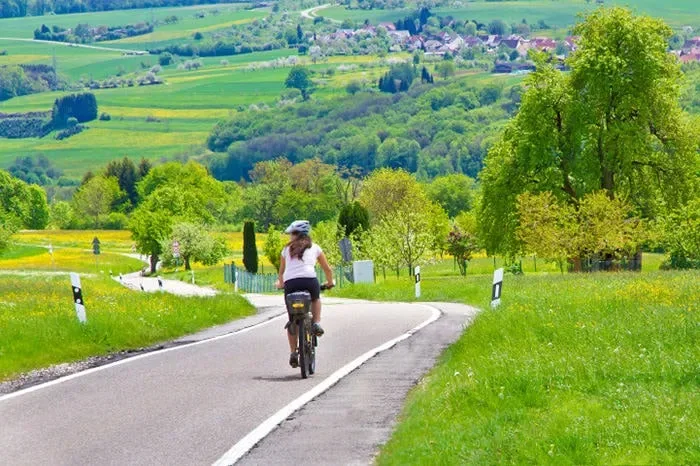 L'Allemagne_Inaugure_Une_Autoroute_de-01