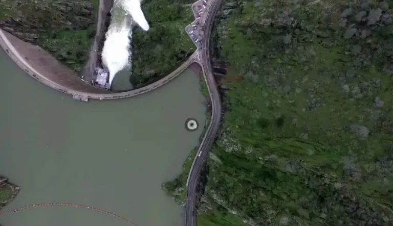 Cet homme a repere un 03