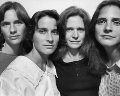 4 soeurs ont pris la même photo pendant 40 ans et c’est déchirant