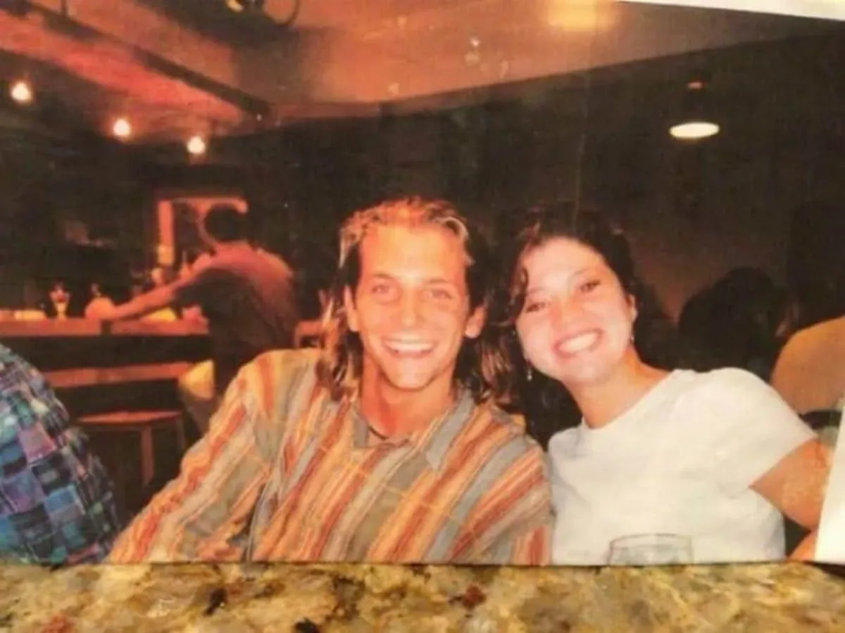 Ils n’ont pas toujours été célèbres, des gens partagent des photos de célébrités qu’ils connaissaient bien avant la gloire