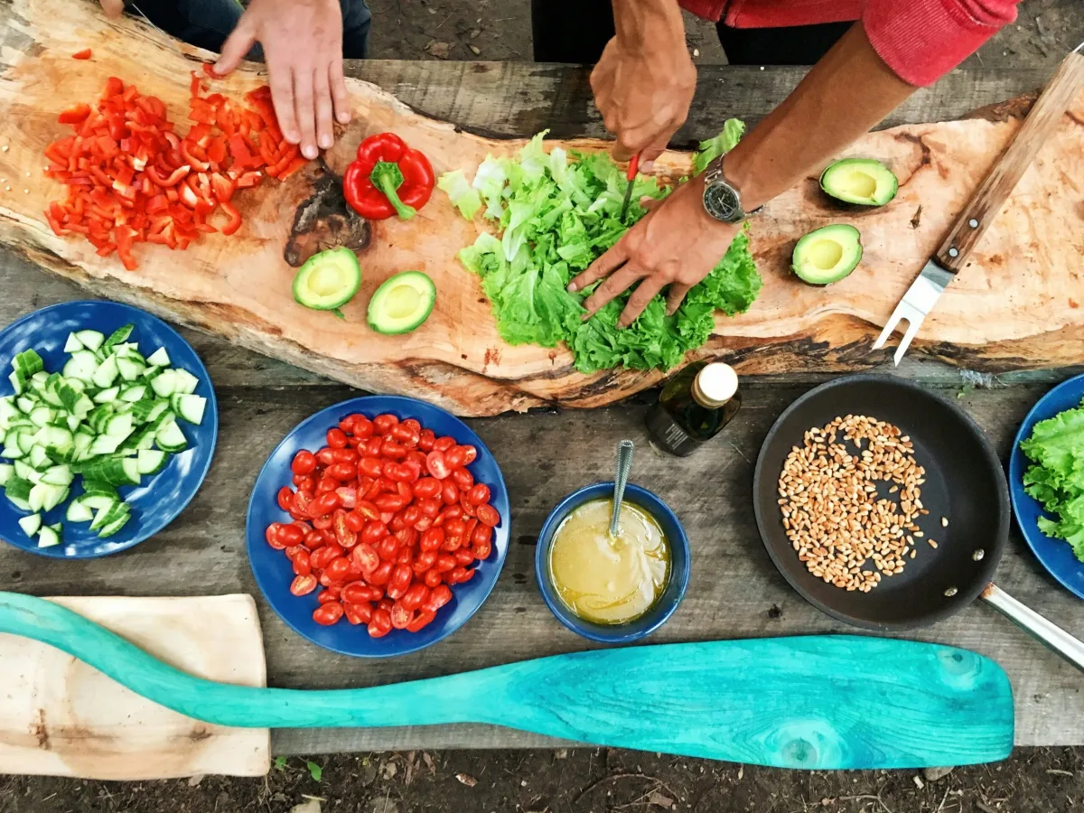 Comment réussir un gratin savoureux et doré grâce à la pré-cuisson, aux épices et à la qualité des ingrédients