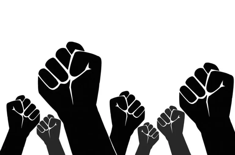 Appel à l'action collective : soutenir les victimes et améliorer la gestion des comportements à risque