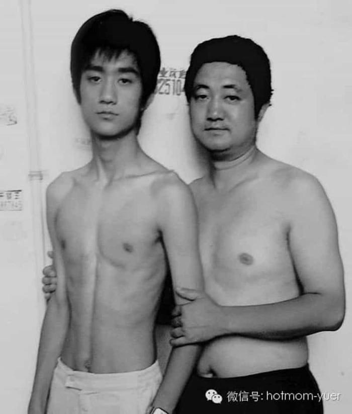 Un pere et son fils ont pris 19