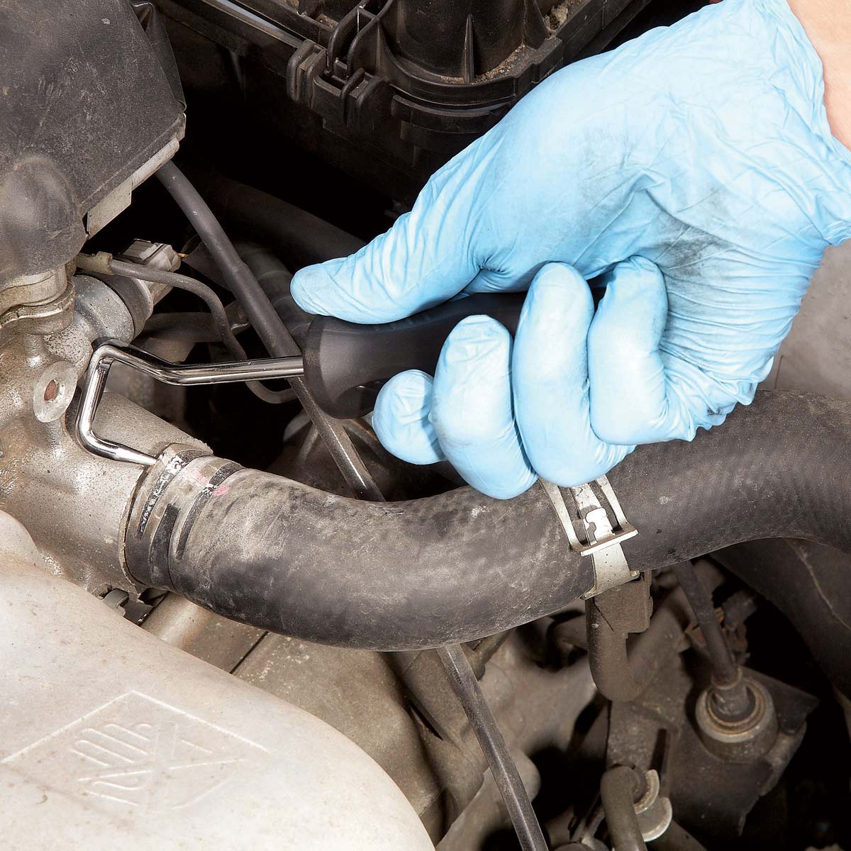 54 reparations automobiles simples pour 51