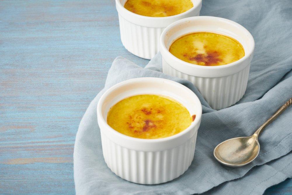 Les oeufs au lait : le dessert minute au lait qui rappelle les goûters d’enfance à préparer en deux temps trois mouvements